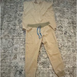 Figs women’s scrubs